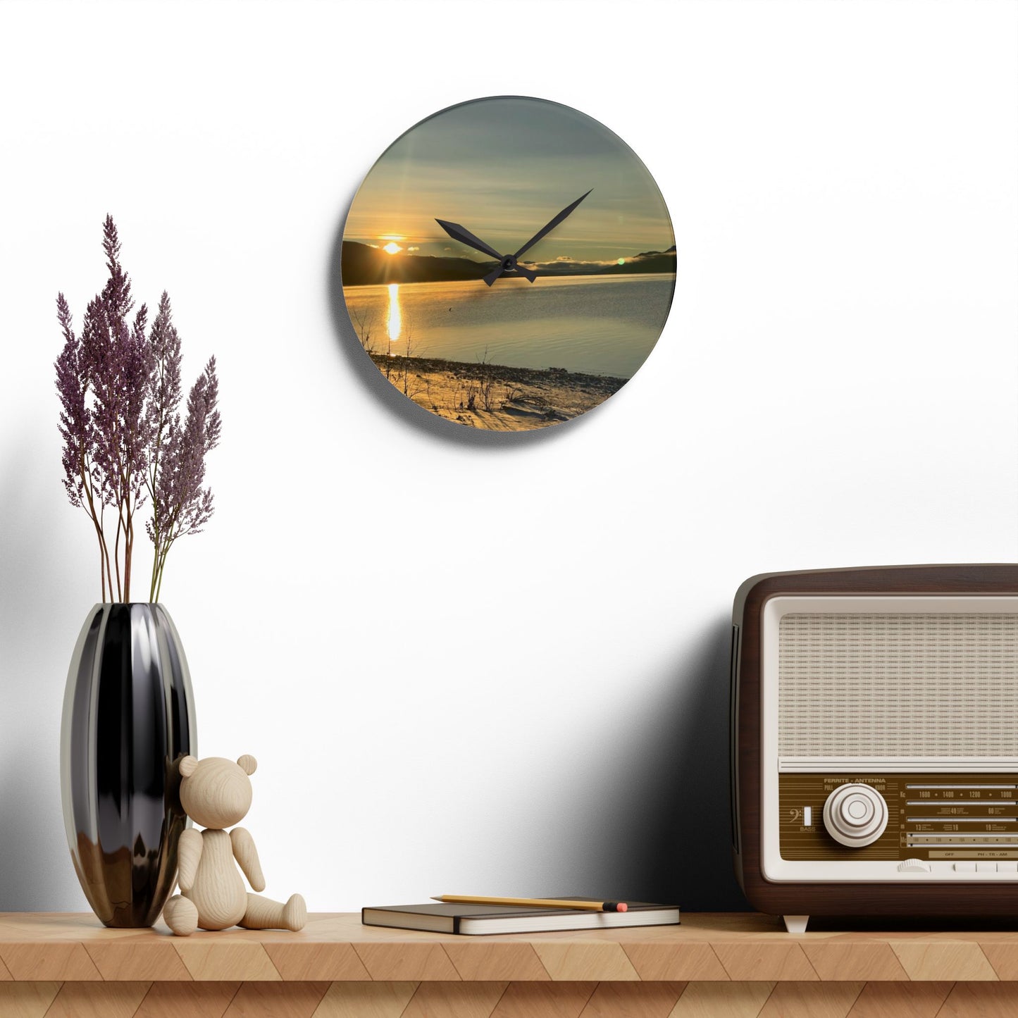 Winter Sunrise Acrylic Wall Clock – Nature-Themed Timepiece for Wildlife Lovers